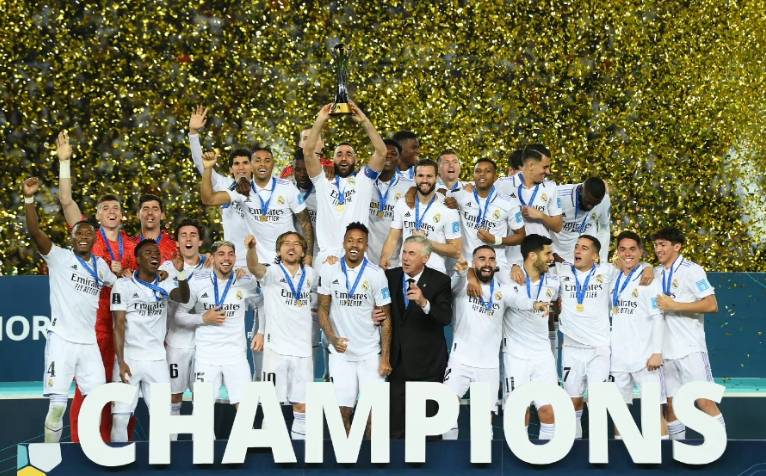 约纳坦-塔：心理辅导应成球员常态；对抗种族主义依然任重道远（球员心理辅导该成常态，抵制种族主义仍需长期努力——约纳坦-塔）