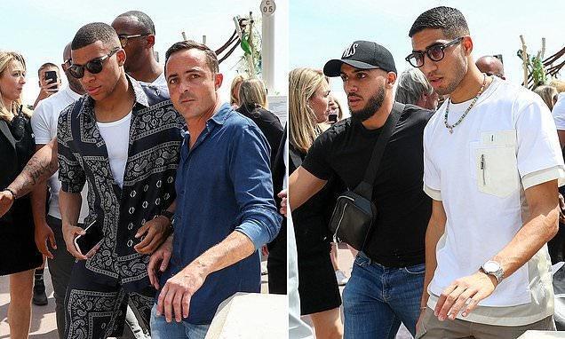 篮球勇士球星单场命中三分刷新纪录（勇士球星单场三分命中数改写纪录）