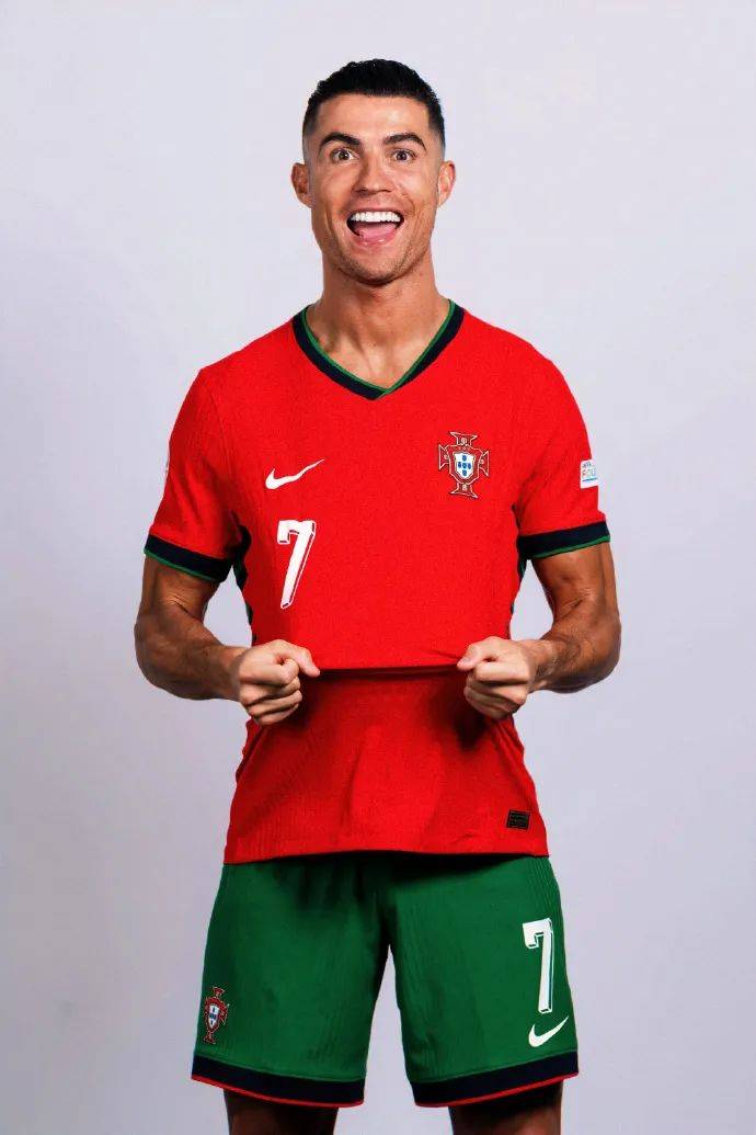 泰晤士：英格兰在2028年欧洲杯会有至少一场比赛不在温布利踢（泰晤士报：英格兰队在2028欧洲杯至少有一场不在温布利进行）