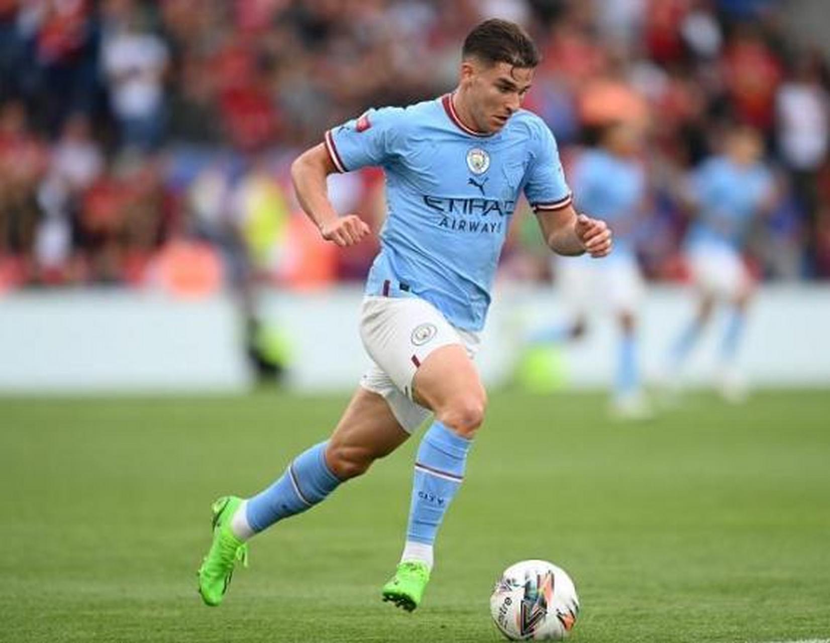 中超：上海海港主场3-2战胜长春亚泰（中超：上海海港主场3比2击败长春亚泰）