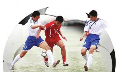 湖人浓眉哥关键封盖力助球队获胜