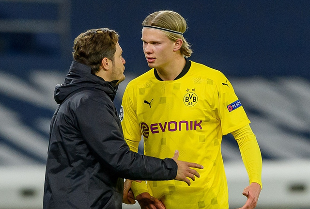 半场战报：多特1-0门兴，布兰特凌空斩，聚勒献助攻（半场快讯：多特暂1-0门兴，布兰特凌空破门，聚勒送助攻）