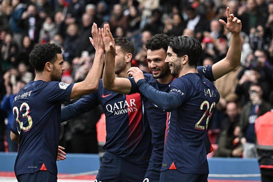 尤文客战博洛尼亚大名单：弗拉霍维奇伤缺！伊尔迪兹、图拉姆在列（尤文客战博洛尼亚名单出炉：弗拉霍维奇因伤缺席，伊尔迪兹、图拉姆入选）