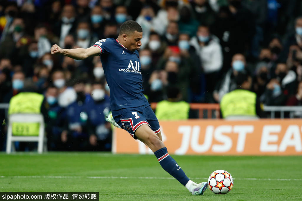 13场11球！1米91巴西锋霸紧追哈兰德，安帅迎支点王！