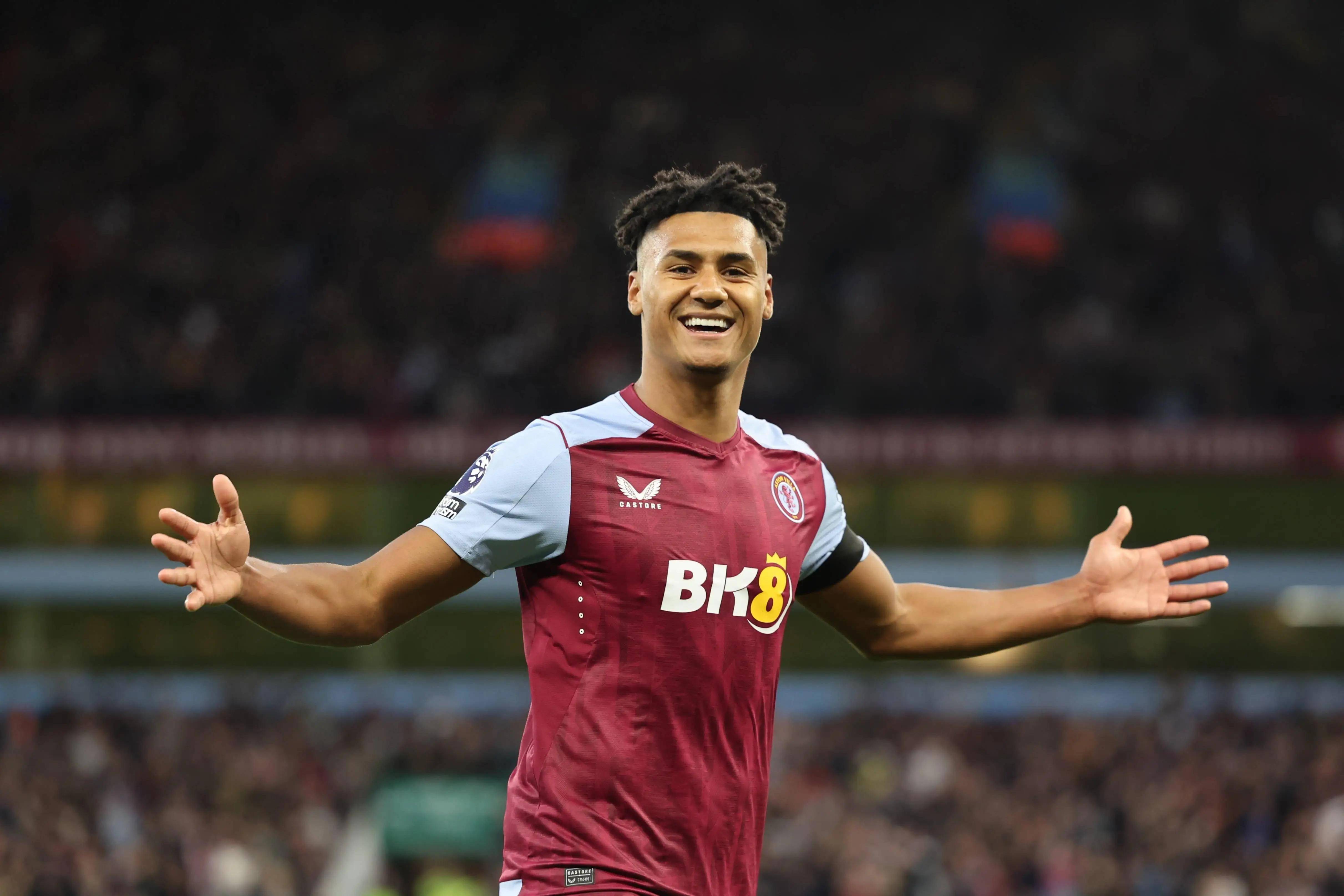 加泰队主教练：亚马尔不在阵容内很遗憾；终极目标参加世界杯（加泰主帅：亚马尔无缘名单令人惋惜，最终目标是参加世界杯）