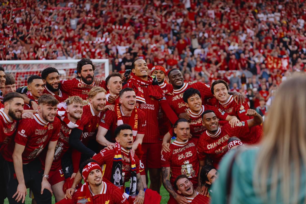 足球俱乐部财务与引援策略分析