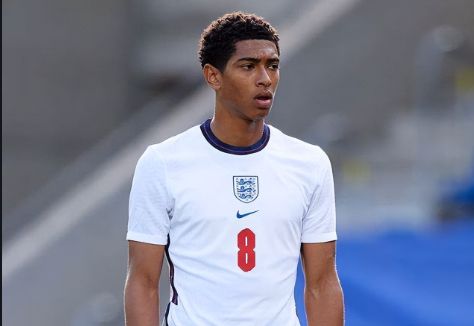 日媒：J联赛全明星明年6月回归，世界杯球员时间冲突无法参加（日媒：J联赛全明星将于明年6月回归，世界杯国脚因赛程冲突无缘参赛）