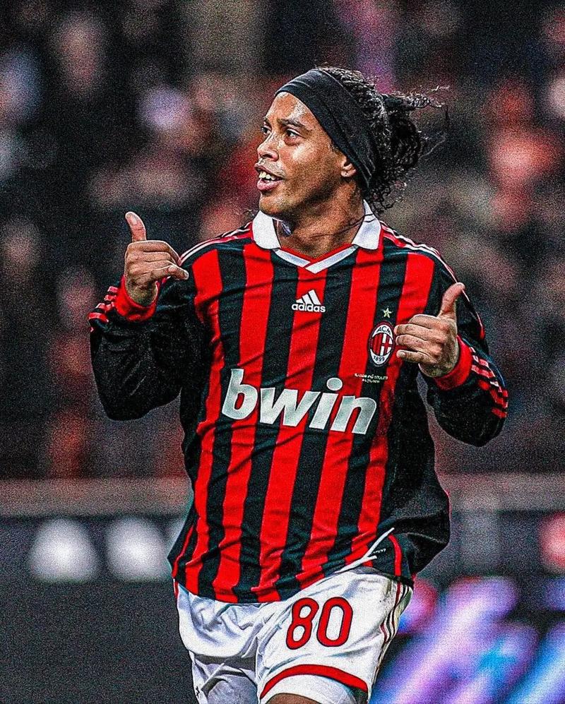 武磊：不要说三连冠，可能拿一个冠军都非常不容易（武磊：别谈三连冠，先拿一个冠军都不容易）