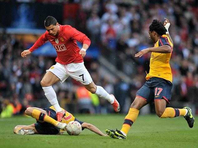 媒体人：国安欠薪8个月不真实，只有1个月是晚发了一些（媒体人辟谣：国安未欠薪8个月，仅一月延迟发放）