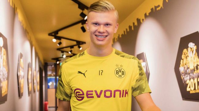 斯玛特命中8记三分，追平湖人队史替补球员三分球记录（斯玛特轰进8记三分，追平湖人替补单场三分纪录）