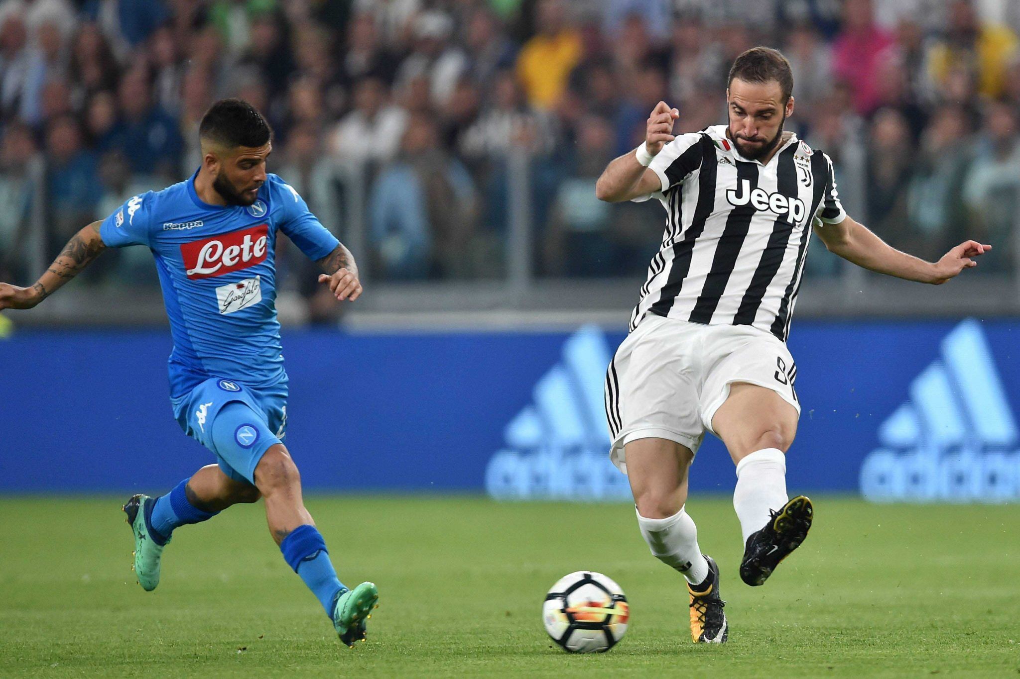 每体：若接受手术奥尔莫要缺阵4个月，因此巴萨选择保守治疗（每体：手术恐让奥尔莫缺席4个月，巴萨改走保守治疗方案）