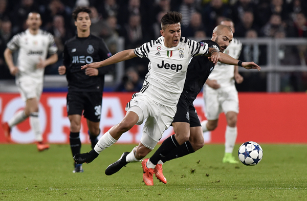 记者：张琳芃大概率还要再坚守一年，发挥老队员传帮带（记者：张琳芃大概率再战一年，继续扛起老将传帮带）