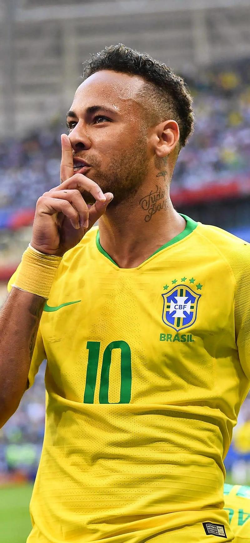 沪媒谈海港亚冠失利：能上的都上了，用尽全力仍是一声叹息（沪媒评海港亚冠失利：能上皆上，拼尽全力终留一声叹息）