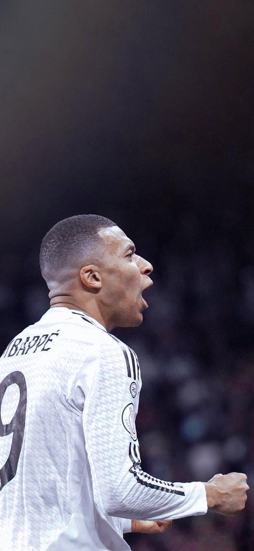 法尔克：拜仁已基本谈妥于帕续约条件，只差解约金条款的分歧（法尔克：拜仁与于帕续约基本达成一致，仅在解约金条款上仍有分歧）